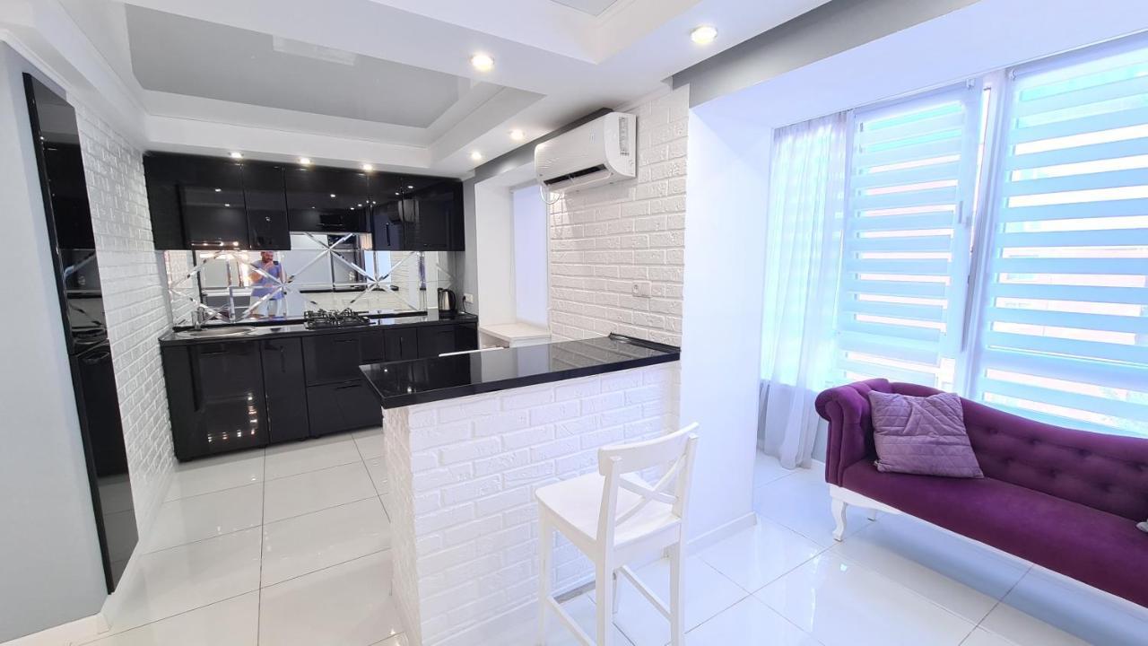 Apartaments On Prospekt Mira 35 Кривой Рог Экстерьер фото